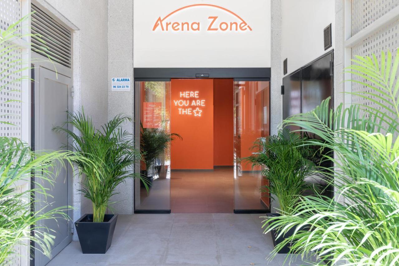 Arena Zone Hotel Valência Exterior foto